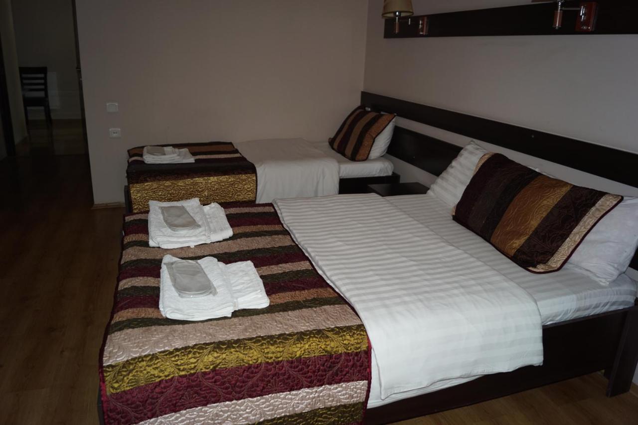 Iar Hotel Батуми Экстерьер фото