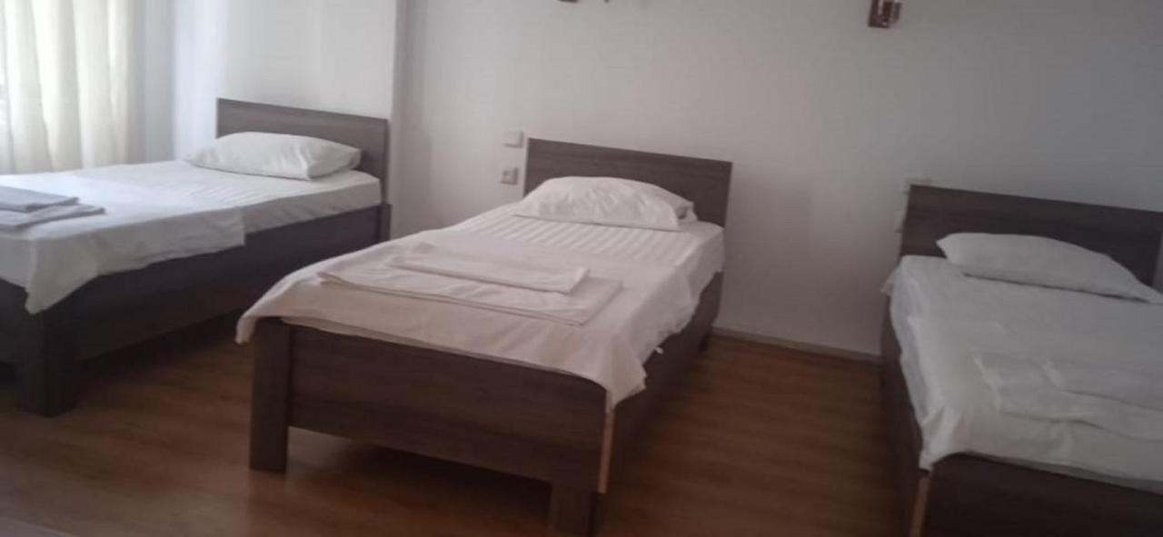 Iar Hotel Батуми Экстерьер фото