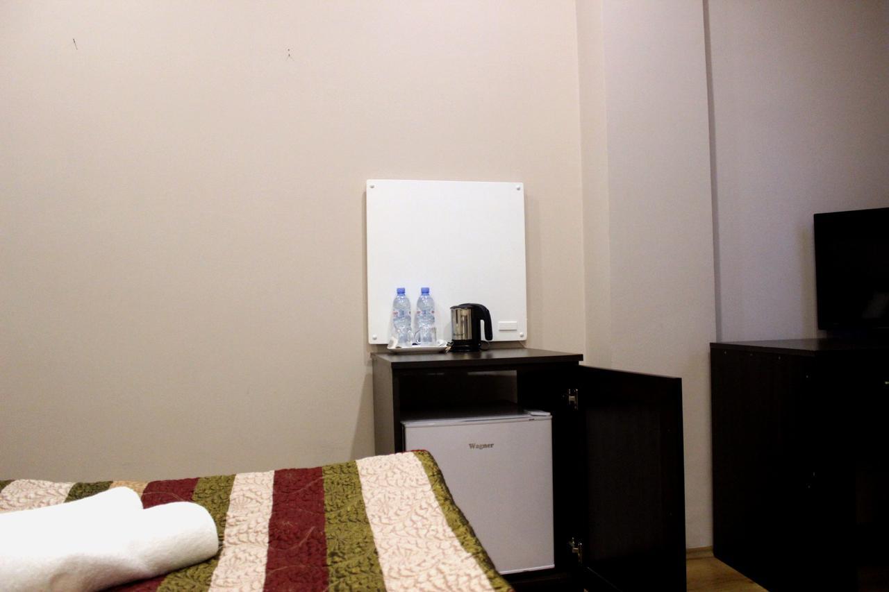 Iar Hotel Батуми Экстерьер фото