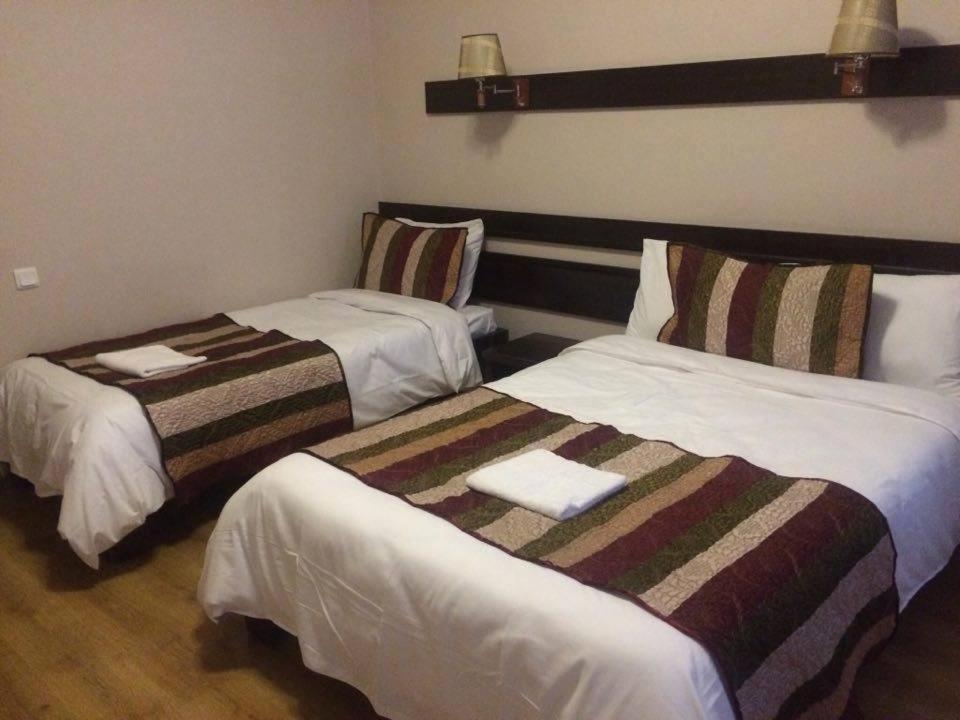Iar Hotel Батуми Экстерьер фото